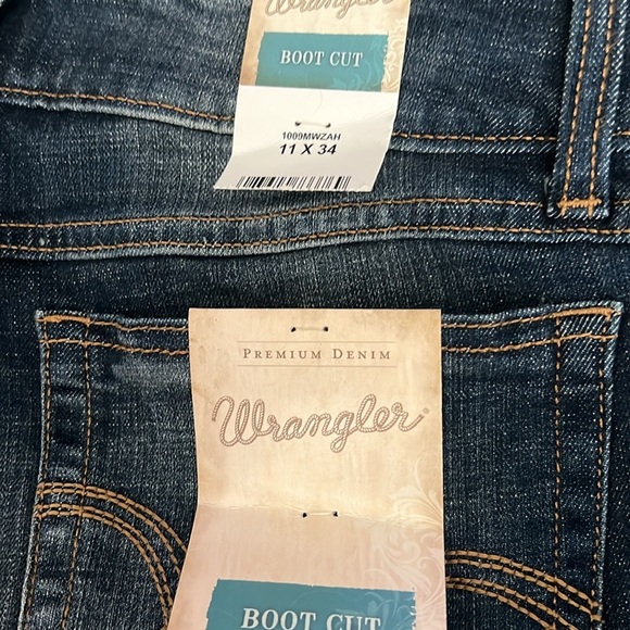 WRANGLER WOMENS STRETCH BOOTCUT JEAN STYLE 09MWZAH SIZE 11 x 34 NWT - Picture 10 of 12